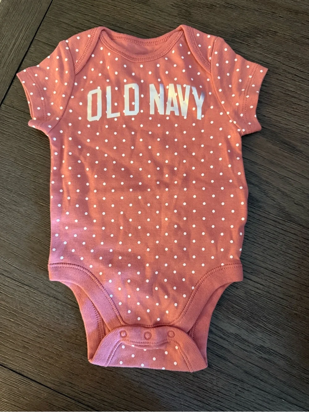Old Navy Baby Girls' Pink Polka Dot One-Piece Bodysuit size 3/6 months NWOT
